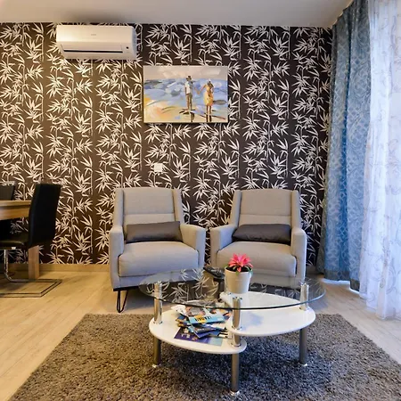 דירה Corner
