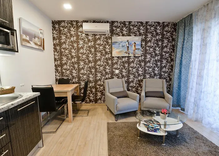 Green Corner Апартаменты *