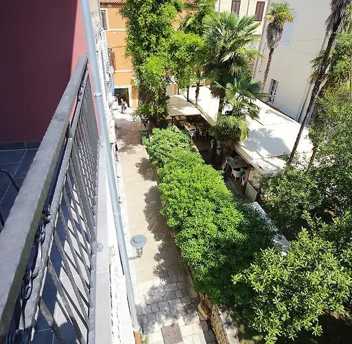 Апартаменты Green Corner