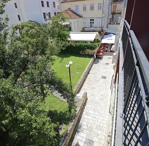 Апартаменты Green Corner *