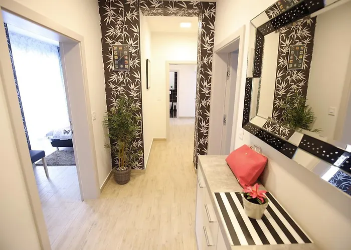 Апартаменты Green Corner Задар