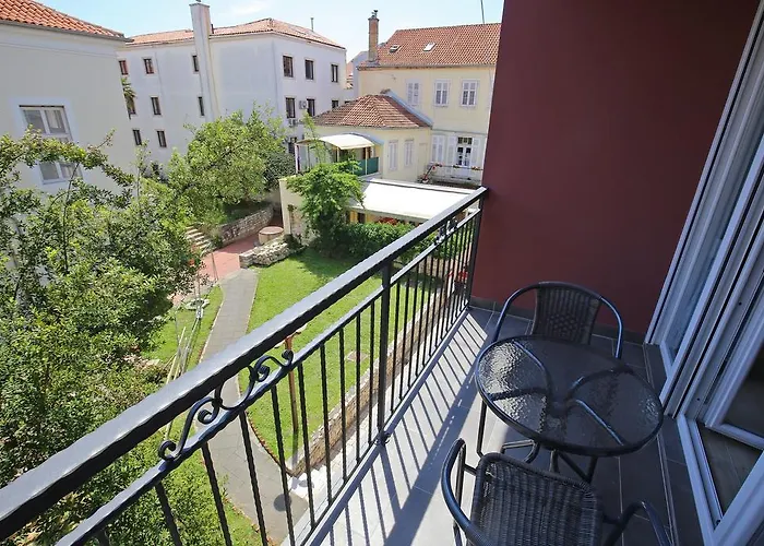 Green Corner Задар